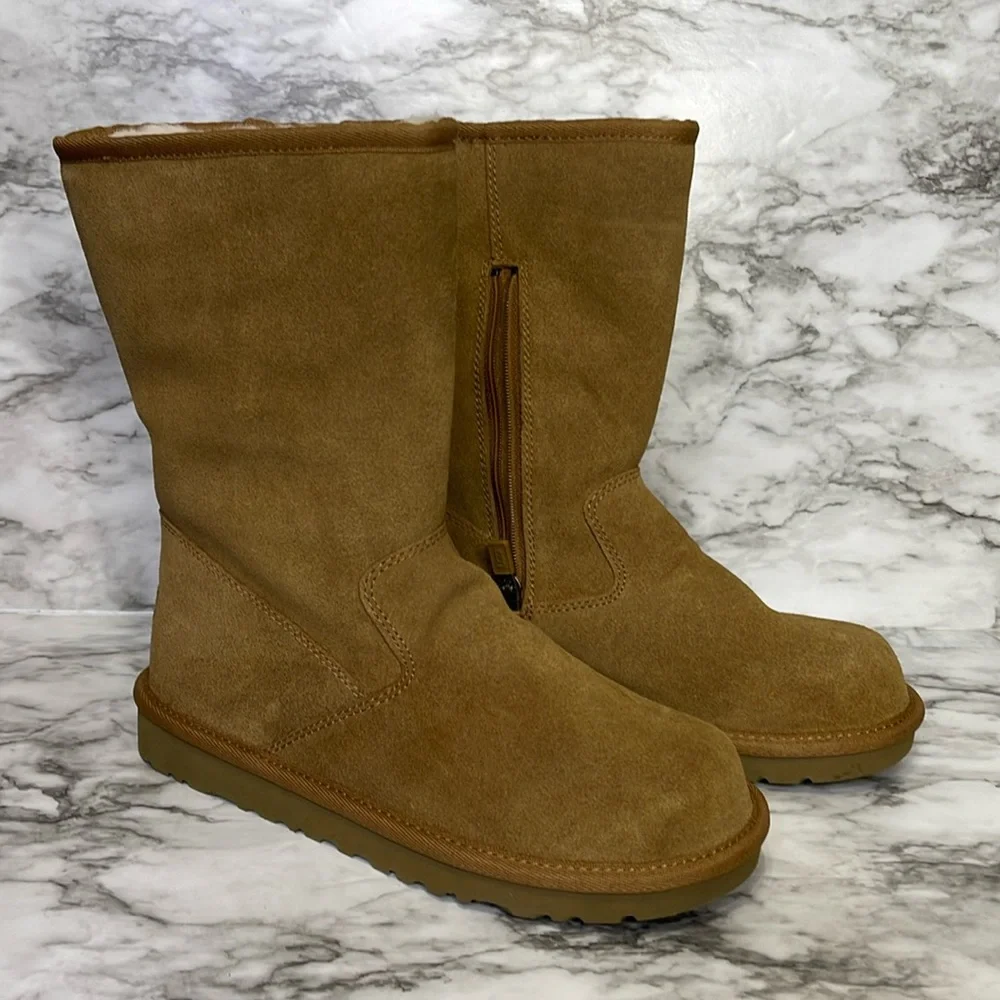 UGG kid Lil sunshine Tan weather Winter size 5 New 100% wool